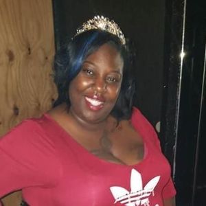 Meet your Posher, Dana